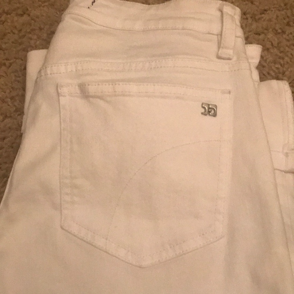 Joes Jeans White Capri Jeans